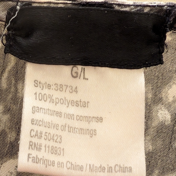 ❤️ Dressy Sheer Blouse Large - Picture 6 of 8